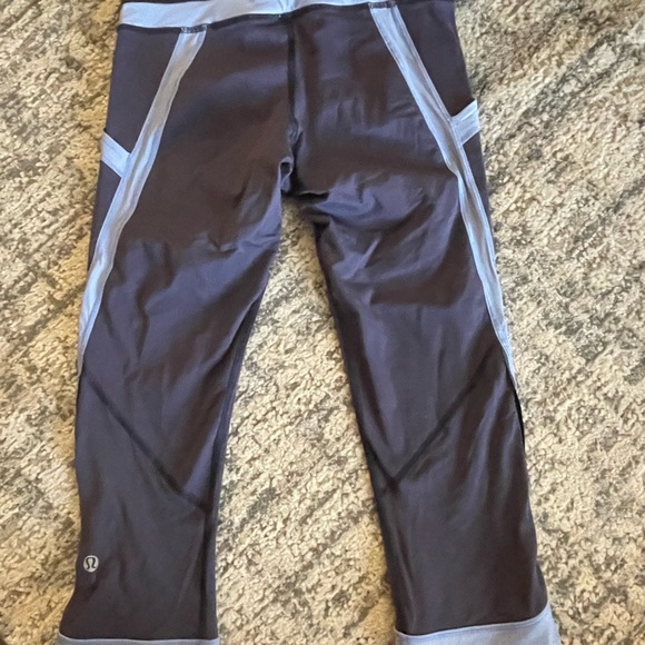 lululemon leggings - Picture 2 of 2